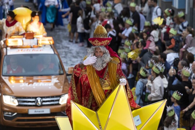 Imagen de archivo del rey Melchor durante una cabalgata de Reyes en Las Palmas de Gran Canaria