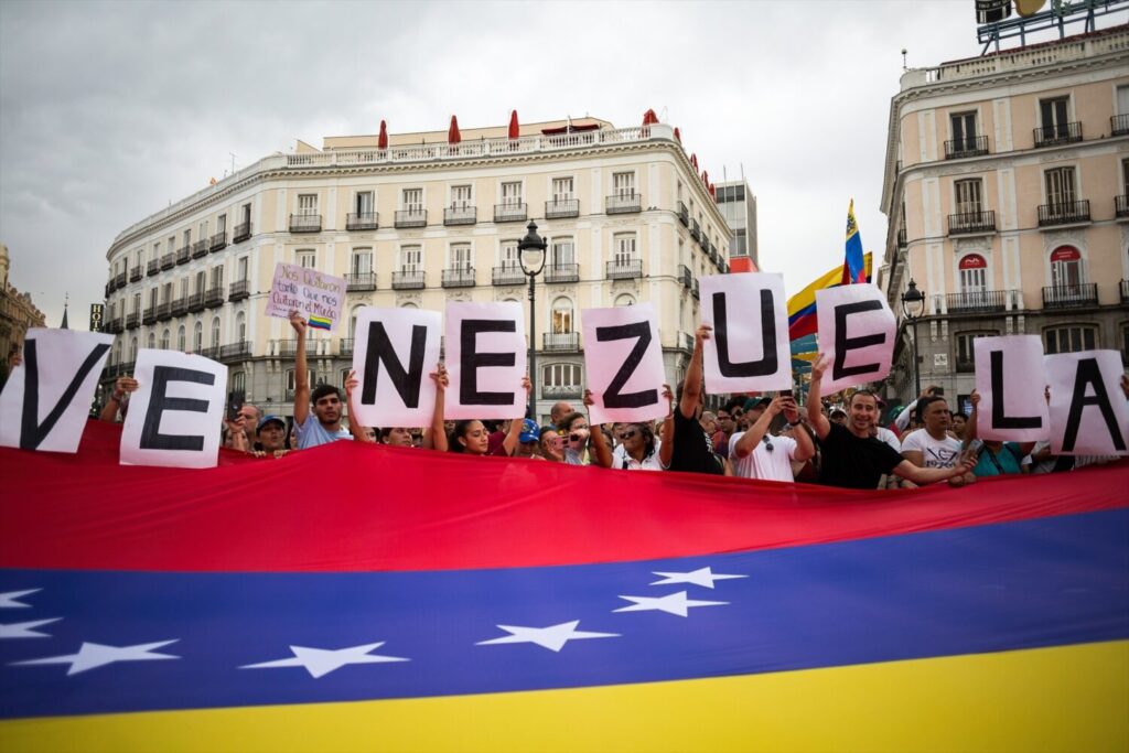 El Supremo de Venezuela pide al CNE las actas de las elecciones
